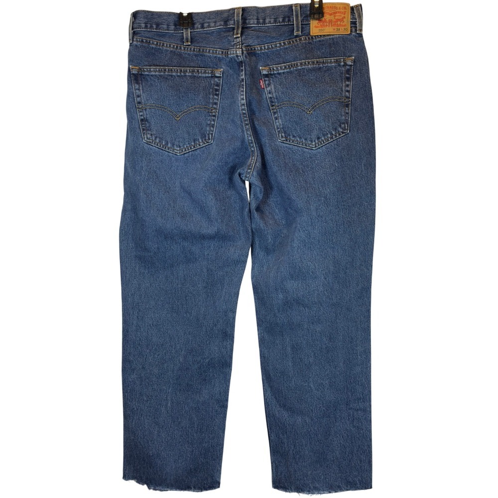 Levi Strauss 550 Jeans Mens W38 L28 Blue Denim Relaxed Fit Straight Leg Raw Hem - Picture 2 of 7